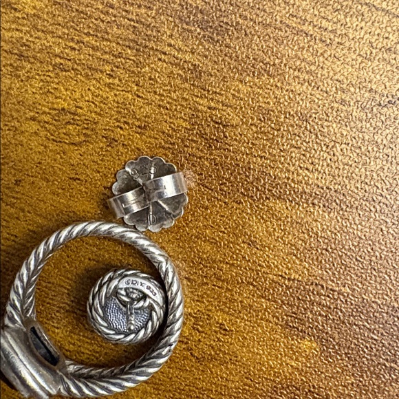 David Yurman Ring and Earring Set with Blue Stones - Picture 12 of 13